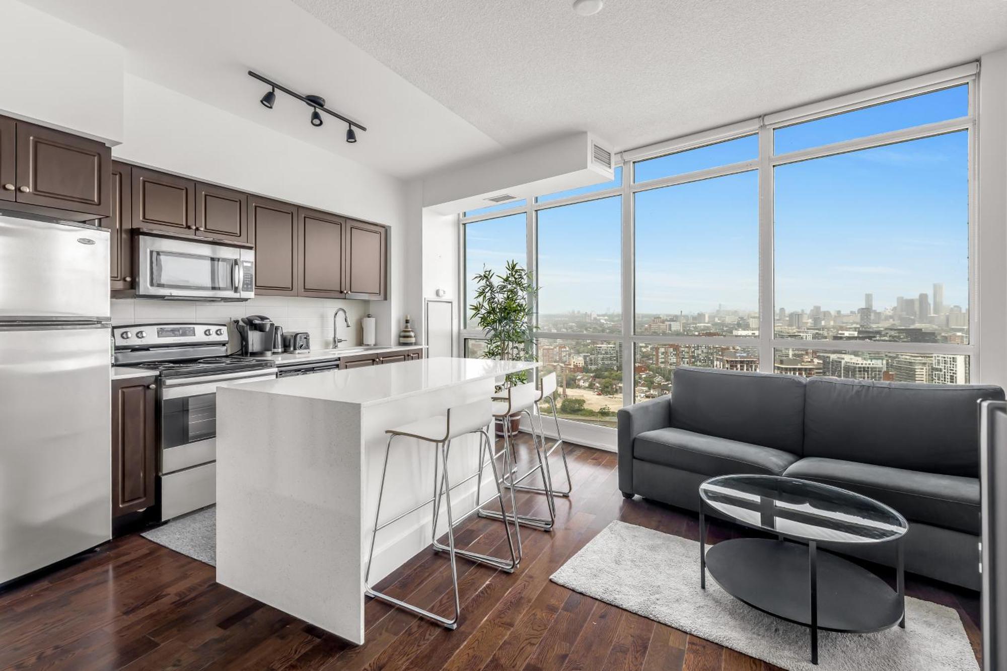 2 Bedroom Waterfront Condo Downtown W/ Free Parking トロント エクステリア 写真